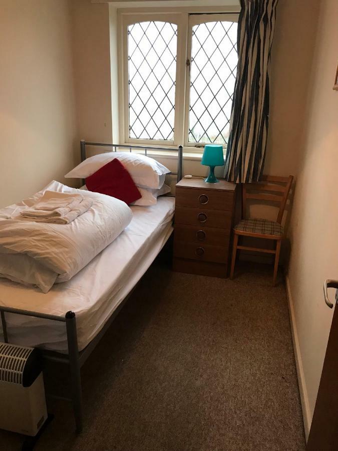 Flat 9A Badby Close Apartment Manchester Exterior photo